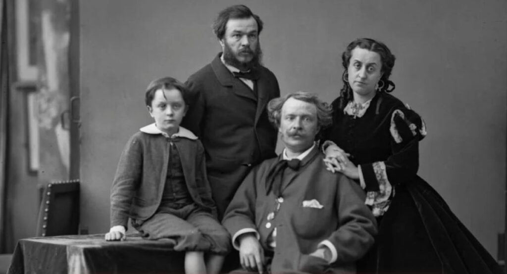 A propos le photographe Nadar et sa famille