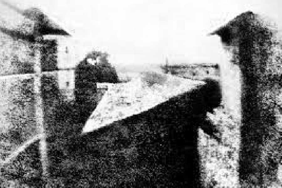 Première photographie connue Nicéphore Niepce.
